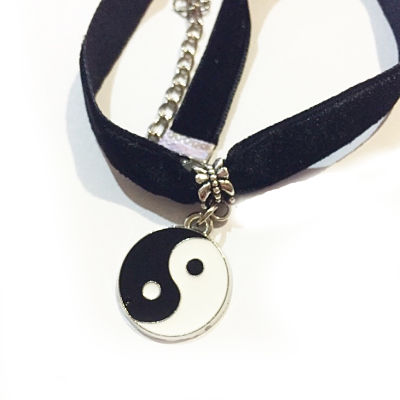 Yin Yang Choker